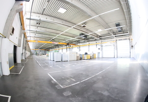 Fejér county Dunaújváros on 3.3 acre land 6400sqm assembling hall, manufacturing hall for sale