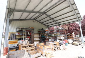 Pest county Herceghalom on 2210sqm land 437sqm building complex, office, storage for sale