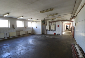 Budapest X. district Kőbánya on 2696sqm land gross 1134sqm large two storeyed industrial building for sale