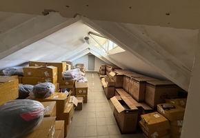 Budapest X. district Kőbánya on 980sqm land 1000sqm floor spaced car mechanic workshop, storage, office multifnctional building for sale